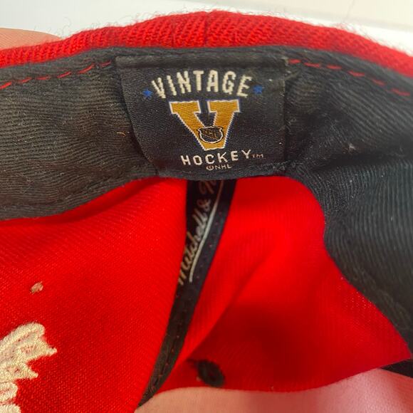 Chicago Blackhawks Hat Red Camo Bill Snapback NHL Hockey Baseball Cap - Picture 12 of 15